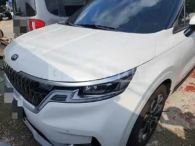 Photo 1 of 7: 2020 Kia Carnivals, VIN KNANE81BBMS022169 — Korean insurance auction