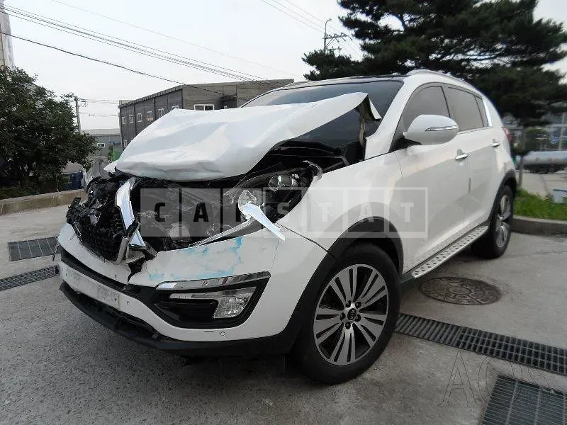 Photo 2 of 22: 2014 Kia Sportage, VIN KNAPE813BFK707785 — Korean insurance auction