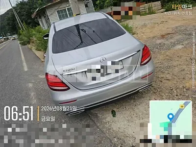 Photo 1 of 7: 2016 Mercedes-Benz E220 d — Korean insurance auction