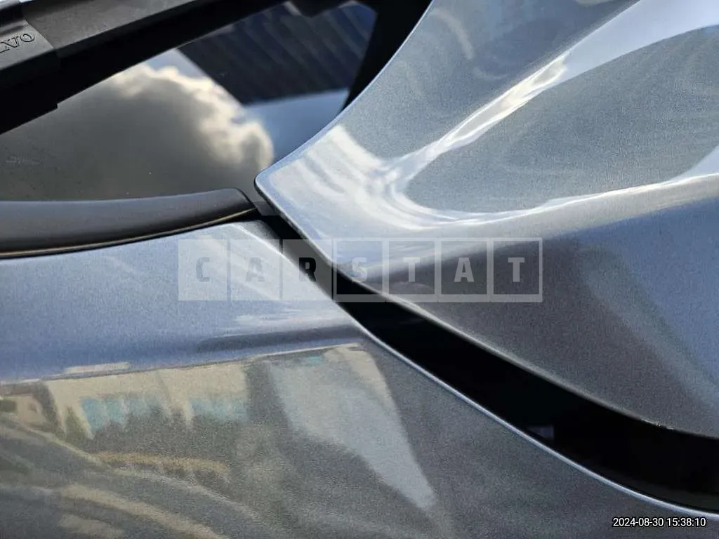 Photo 2 of 16: 2019 Volvo XC60 D5 AWD — Korean insurance auction