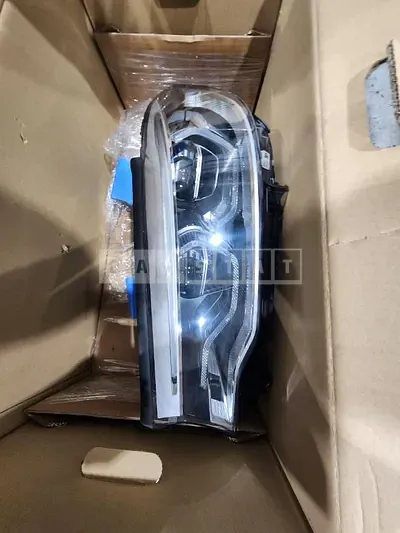 Photo 1 of 6: 2017 BMW (parts) 520d Headlamp — Korean insurance auction
