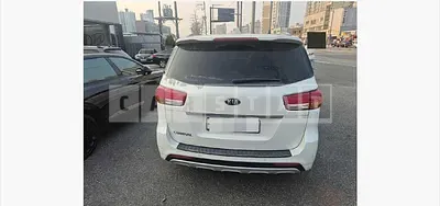 Photo 1 of 16: 2015 Kia Carnivals — Korean insurance auction