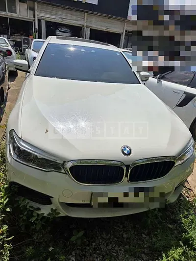 Photo 1 of 9: 2017 BMW 530i — Korean insurance auction