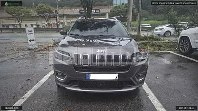 Photo 1 of 12: 2021 Jeep Cherokee 2.4 AWD, VIN 1C4PJMDBXMD141784 — Korean insurance auction