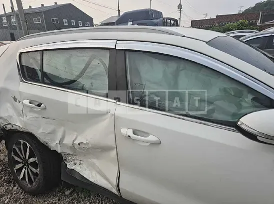 Photo 2 of 44: 2016 Kia Sportage — Korean insurance auction