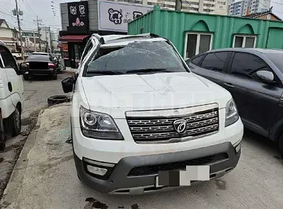Photo 1 of 34: 2019 Kia Mojave 4WD — Korean insurance auction