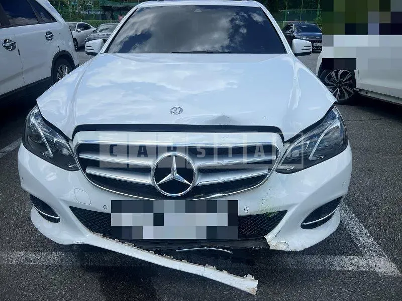 Photo 2 of 16: 2015 Mercedes-Benz E220 BlueTec — Korean insurance auction