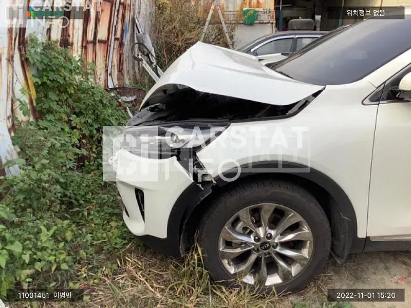Photo 2 of 24: 2019 Kia Sorento, VIN KNAPG81ABLA555610 — Korean insurance auction