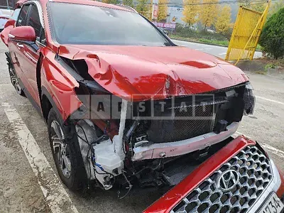 Photo 1 of 31: 2021 Hyundai Santa Fe, VIN KMHS381HGMU363723 — Korean insurance auction