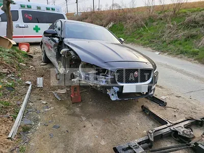 Photo 1 of 9: 2016 Jaguar XE 2.0d, VIN SAJAB4BN2GA925688 — Korean insurance auction