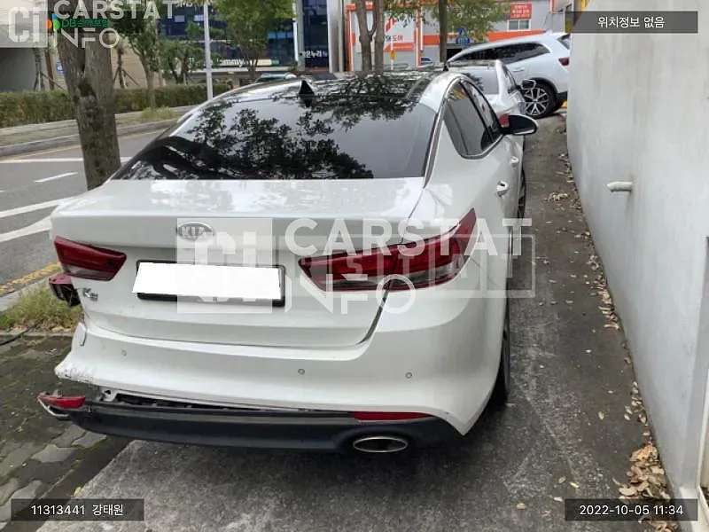 Photo 2 of 6: 2016 Kia K5, VIN KNAGX411BHA135731 — Korean insurance auction