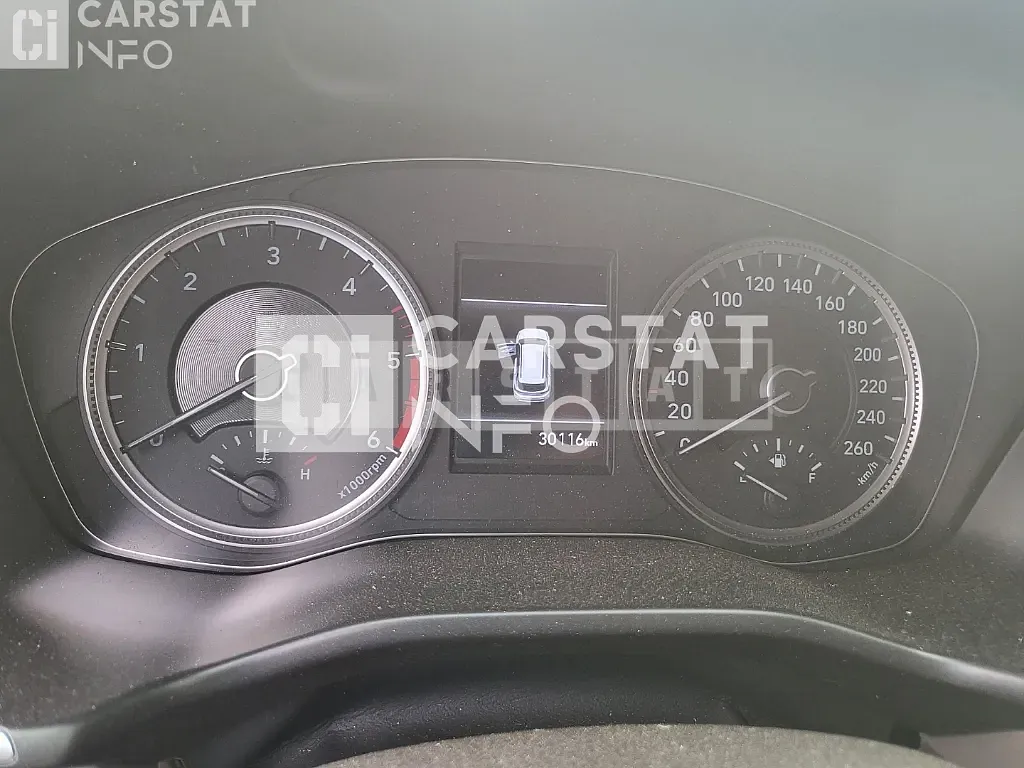 Photo 2 of 11: 2018 Hyundai Santa Fe 2.0 (4WD), VIN KMHS381BDKU018764 — Korean insurance auction