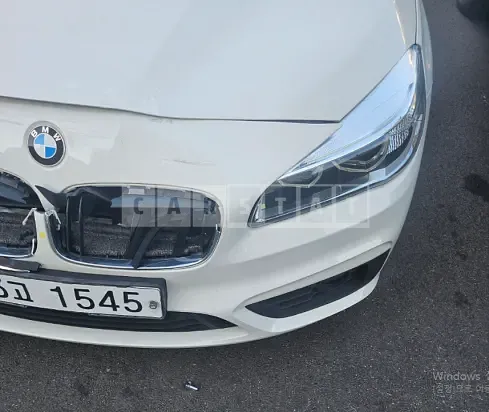 Photo 2 of 18: 2018 BMW Active Tourer — Korean insurance auction