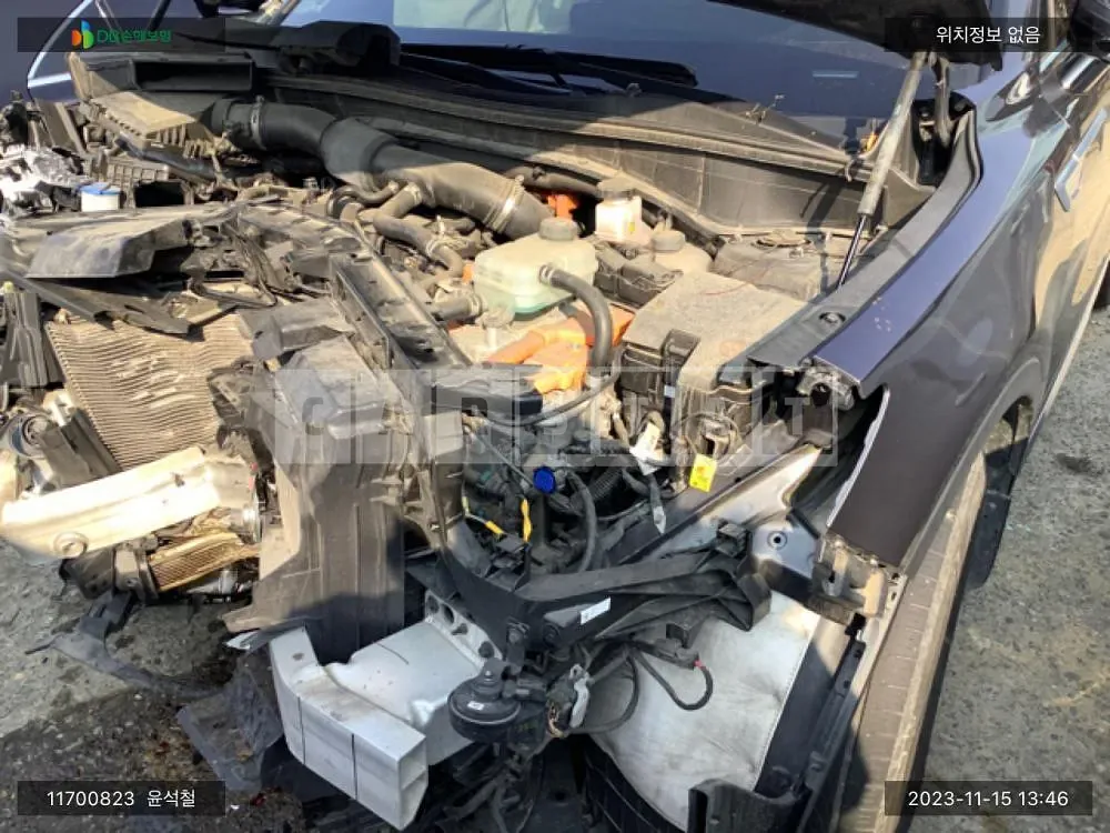Photo 2 of 19: 2020 Kia Sorento Hybrid, VIN KNARL81GDMA014646 — Korean insurance auction