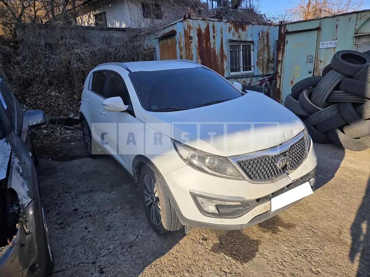 Photo 2 of 8: 2015 Kia Sportage, VIN KNAPC813BGK821837 — Korean insurance auction