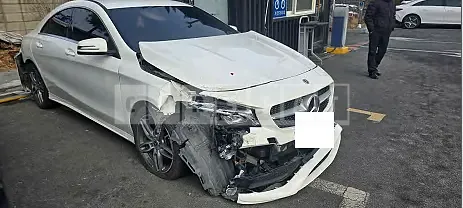 Photo 2 of 17: 2018 Mercedes-Benz CLA220 — Korean insurance auction
