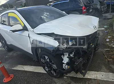 Photo 1 of 7: 2023 Hyundai Kona — Korean insurance auction