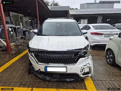 Photo 1 of 23: 2022 Kia Carnival, VIN KNANC81BBPS200882 — Korean insurance auction