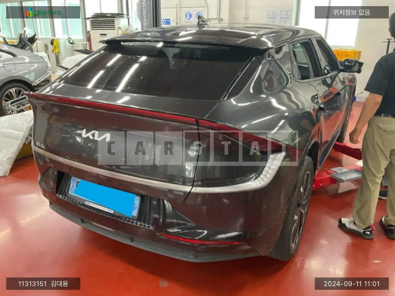 Photo 2 of 15: 2021 Kia EV6, VIN KNAC381AFNA001631 — Korean insurance auction