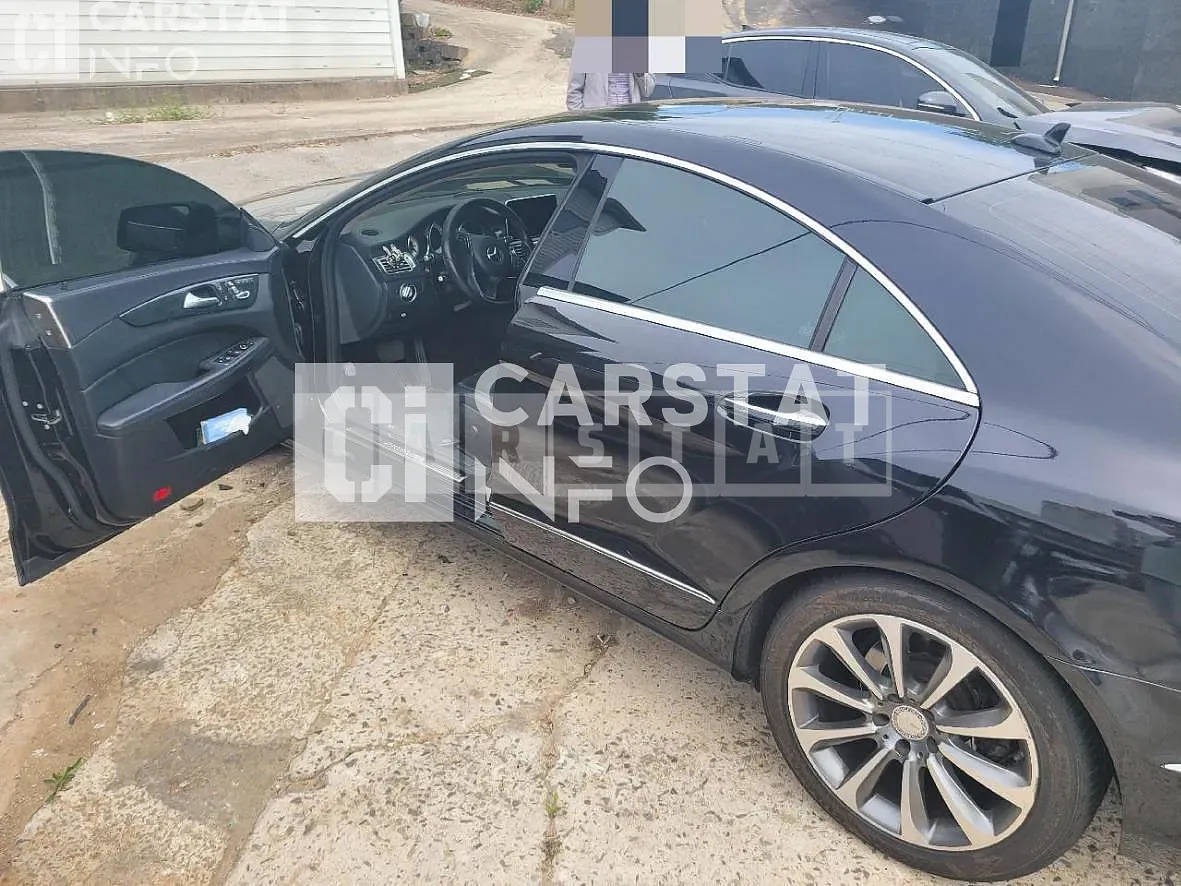 Photo 2 of 10: 2015 Mercedes-Benz CLS250d 4Matic, VIN WDDLJ9HB6GA169406 — Korean insurance auction