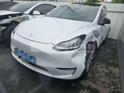 Photo 1 of 19: 2022 Tesla Model Y Long Range — Korean insurance auction