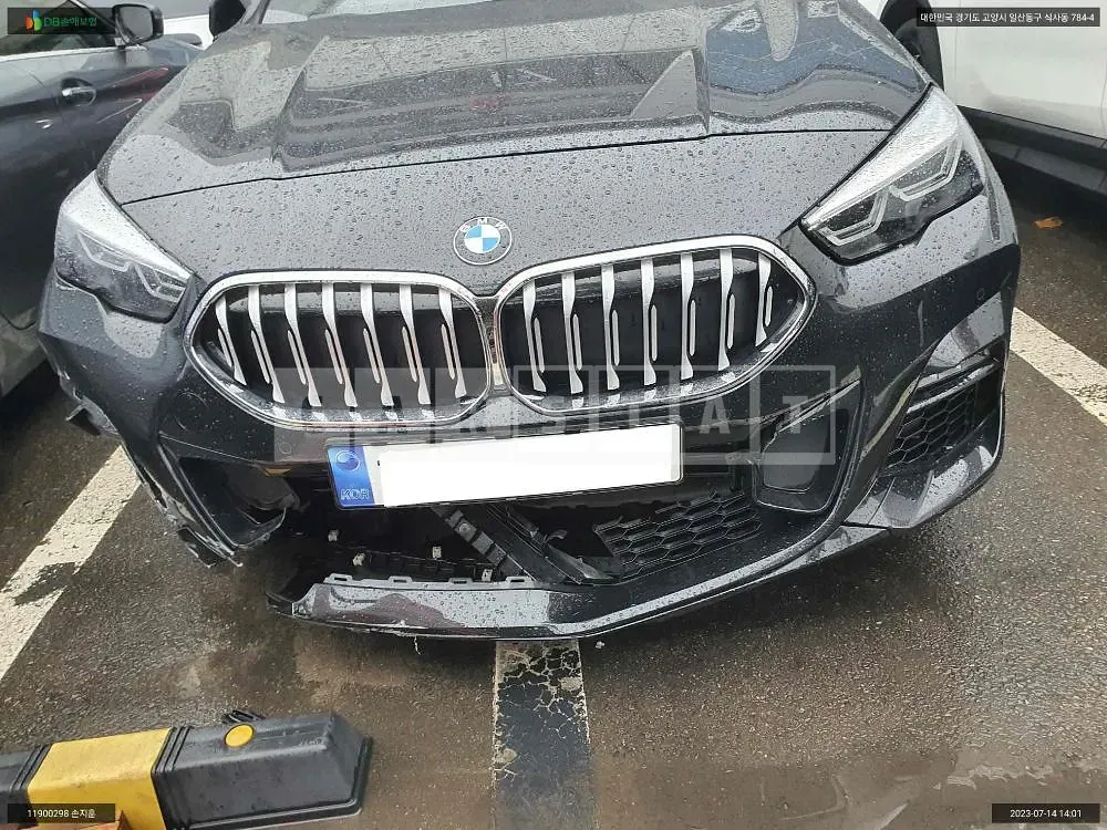 Photo 2 of 38: 2022 BMW 220i, VIN WBA31AL05N7L27467 — Korean insurance auction