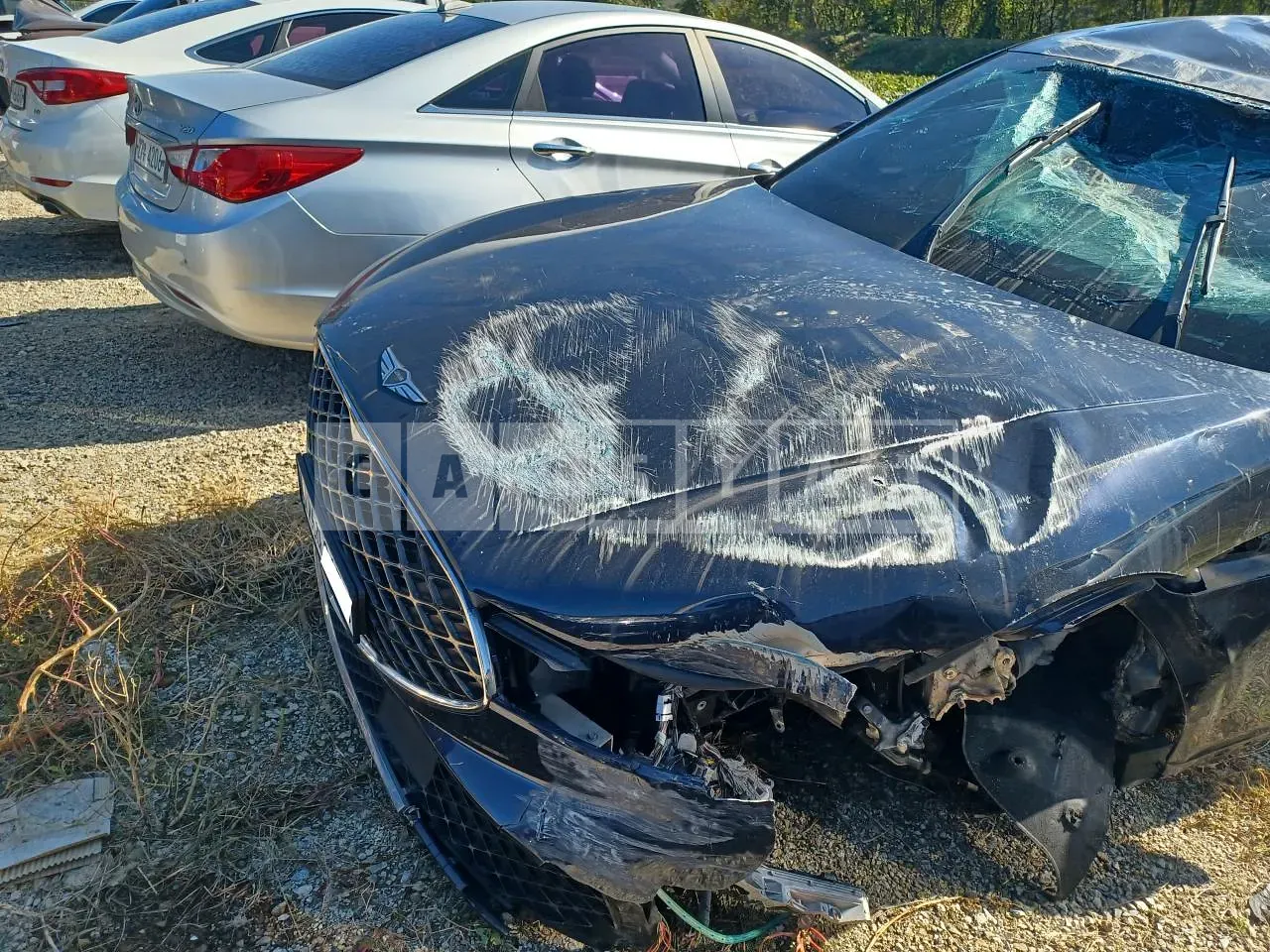 Photo 2 of 15: 2022 Genesis G90, VIN KMTFA41DDNU010239 — Korean insurance auction