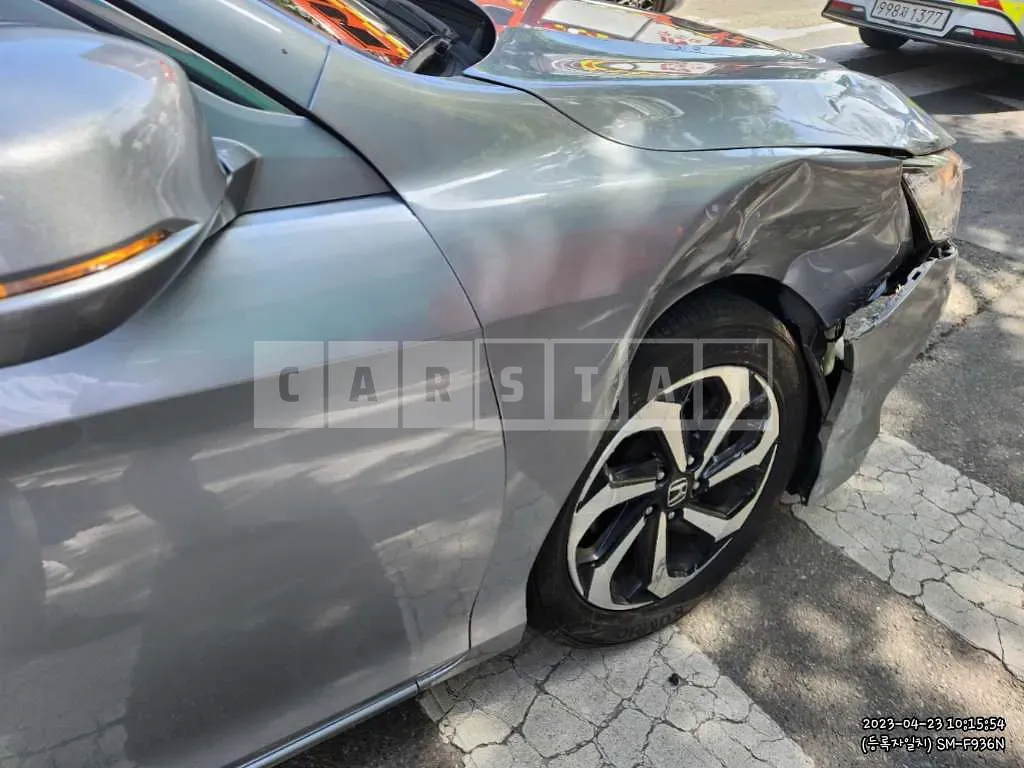 Photo 2 of 16: 2017 Honda Accord 2.4, VIN 1HGCR2680HA510779 — Korean insurance auction