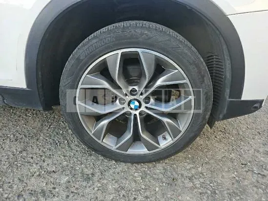 Photo 2 of 16: 2016 BMW X4 xDrive 20d, VIN WBAXX1104G0T28494 — Korean insurance auction