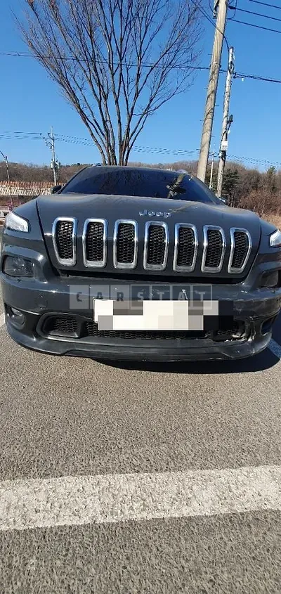 Photo 1 of 22: 2017 Jeep Zip Cherokee 2.4 — Korean insurance auction