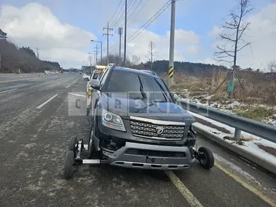 Photo 1 of 4: 2017 Kia Mojave 4WD — Korean insurance auction