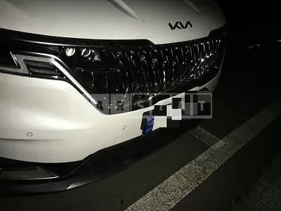 Photo 1 of 24: 2022 Kia Carnival 3.5 (Gasoline) — Korean insurance auction