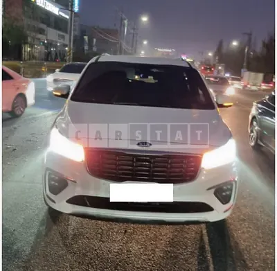Photo 1 of 36: 2020 Kia Carnival — Korean insurance auction