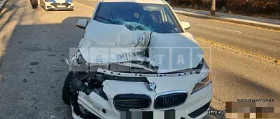Photo 1 of 25: 2017 BMW Active Tourer — Korean insurance auction