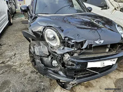 Photo 1 of 18: 2018 MINI Cooper D Clubman — Korean insurance auction