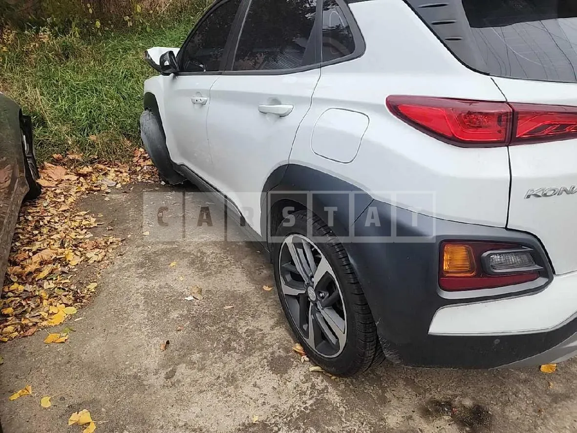 Photo 2 of 13: 2017 Hyundai Kona 1.6 (Gasoline) — Korean insurance auction