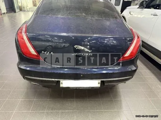 Photo 2 of 19: 2016 Jaguar XJ 3.0 d, VIN SAJAA2290GNV93494 — Korean insurance auction
