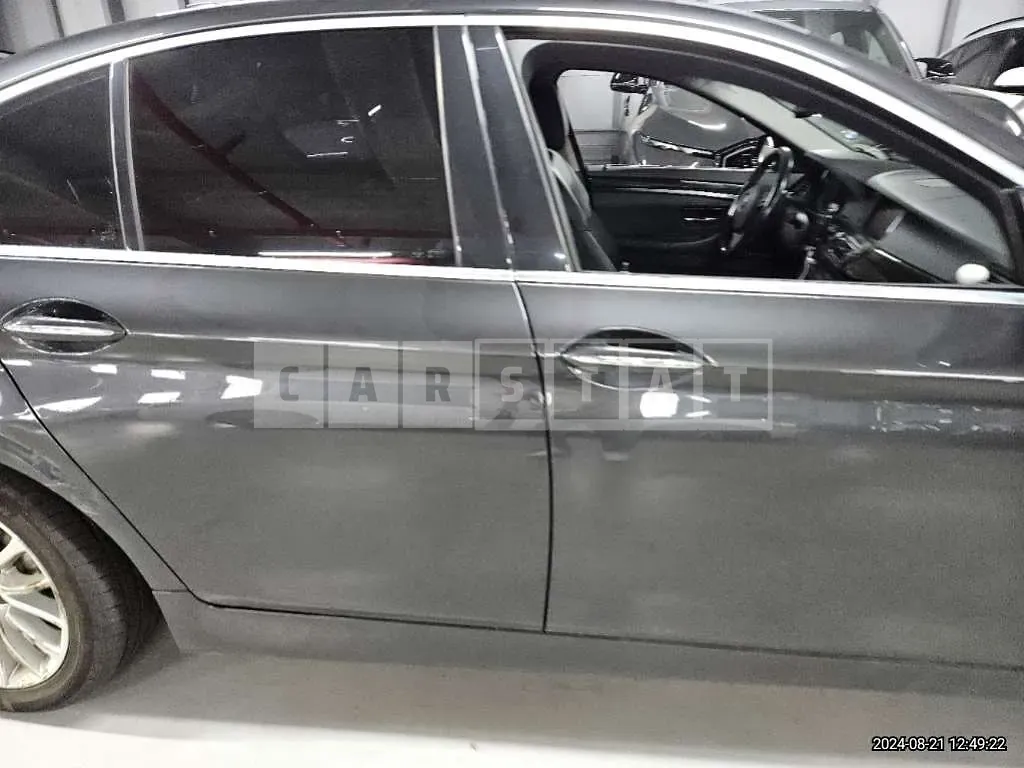 Photo 2 of 13: 2015 BMW 520d — Korean insurance auction