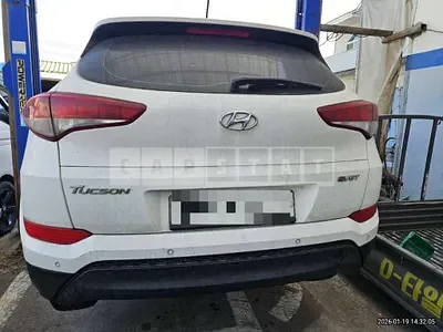 Photo 1 of 19: 2015 Hyundai Tucson TL — Korean insurance auction