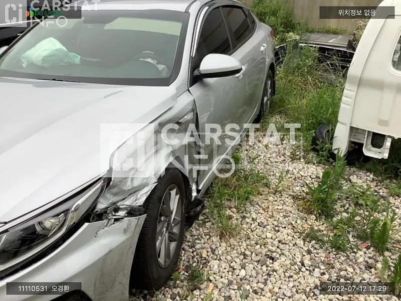 Photo 2 of 10: 2018 Kia K5, VIN KNAGU416BKA312227 — Korean insurance auction