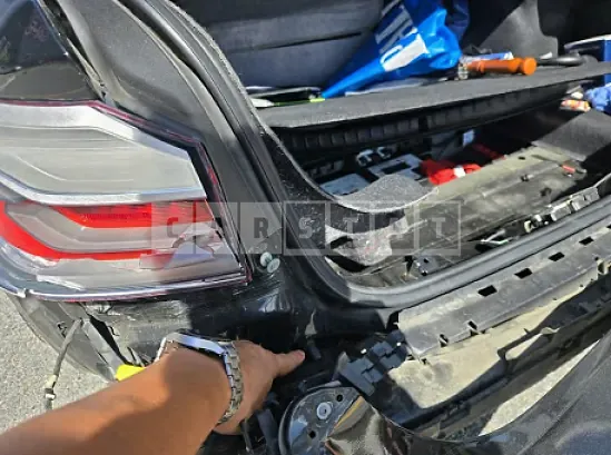 Photo 2 of 30: 2020 BMW 520d Luxury — Korean insurance auction