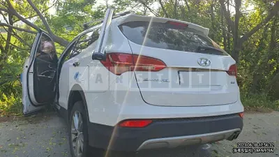Photo 1 of 7: 2014 Hyundai Santa Fe, VIN KMHSW81UBFU319681 — Korean insurance auction