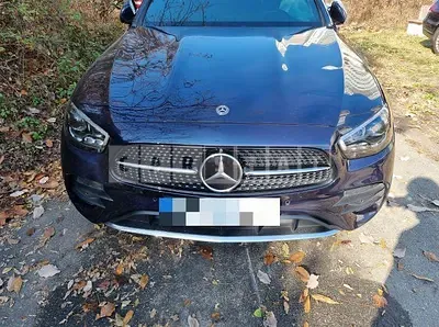 Photo 1 of 36: 2020 Mercedes-Benz E220 d 4Matic — Korean insurance auction