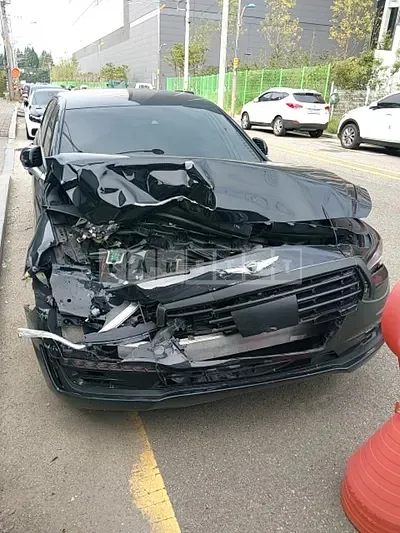 Photo 1 of 22: 2016 Genesis Genisys EQ900 5.0 — Korean insurance auction
