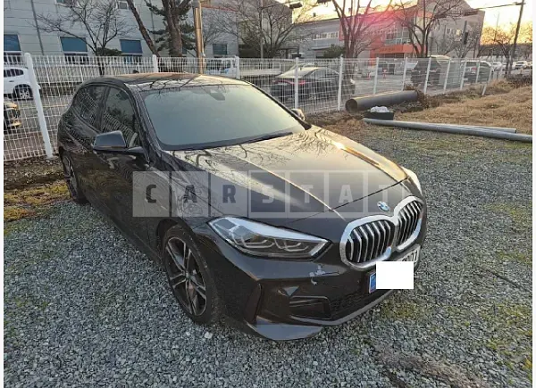 Photo 2 of 20: 2021 BMW 118d — Korean insurance auction