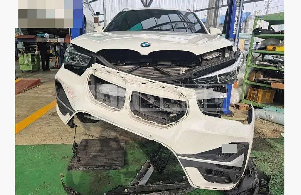 Photo 2 of 12: 2021 BMW X1 xDrive20i — Korean insurance auction