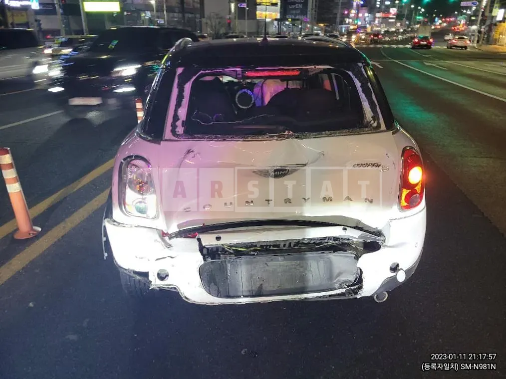 Photo 2 of 15: 2014 MINI Cooper D Countryman — Korean insurance auction