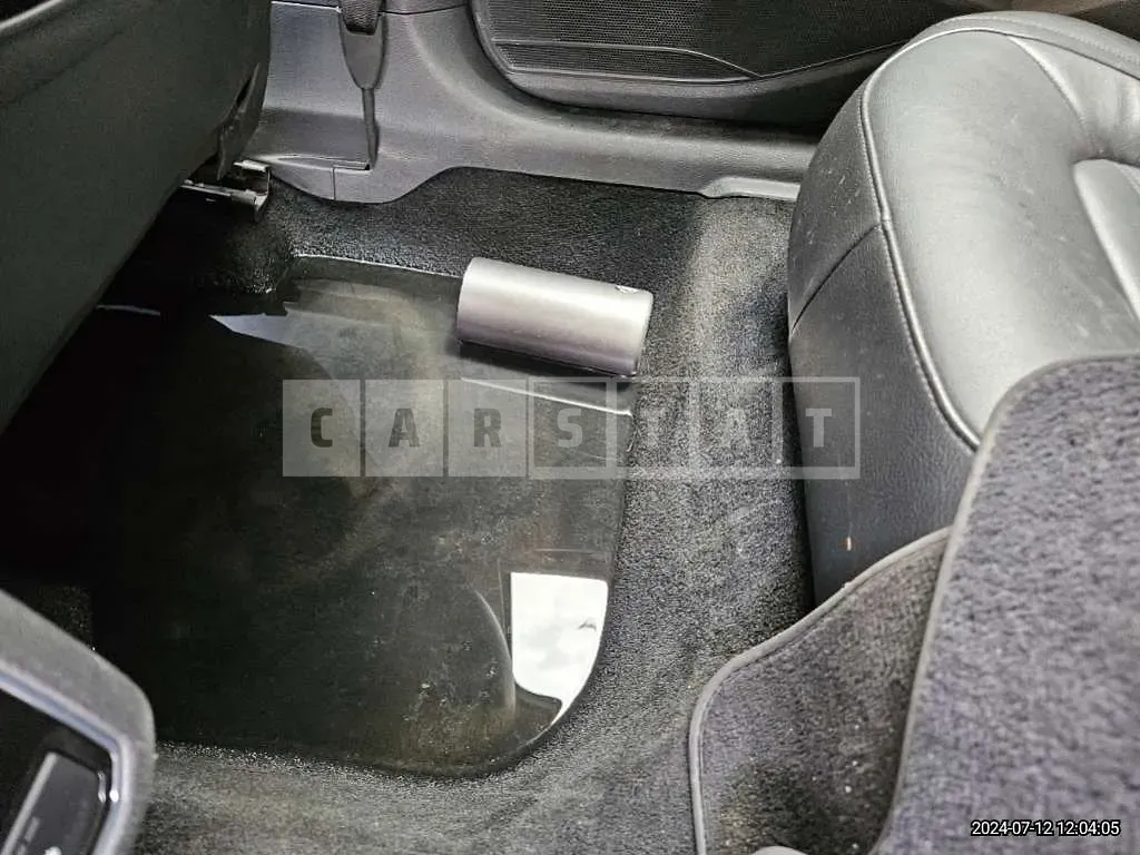 Photo 2 of 16: 2018 Volkswagen Passat 2.0 TSI — Korean insurance auction