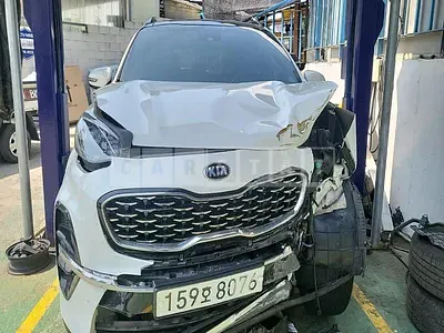 Photo 1 of 40: 2020 Kia Sportage, VIN KNAPN813BLK780832 — Korean insurance auction