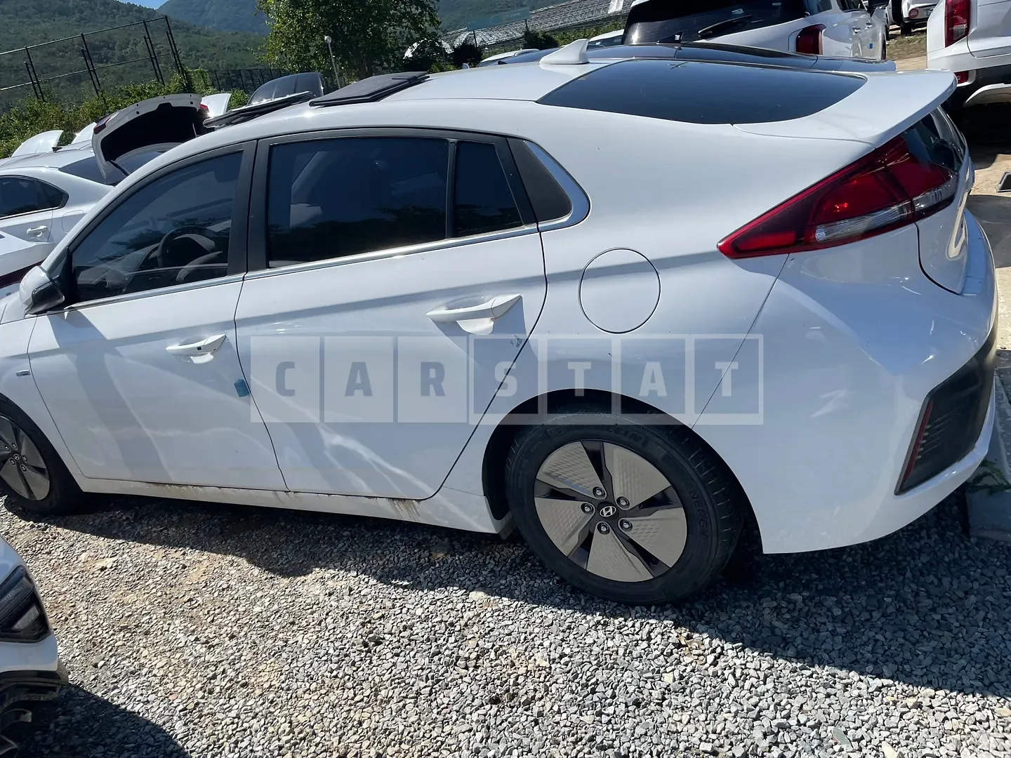 Photo 2 of 8: 2020 Hyundai Modern Ionic, VIN KMHC851CGLU208451 — Korean insurance auction